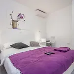 Family-friendly With Swimming Pool Pjescana Uvala, - 22778 Apartment