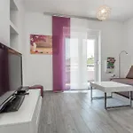 Family-friendly With Swimming Pool Pjescana Uvala, - 22778 Apartment