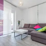 Family-friendly With Swimming Pool Pjescana Uvala, - 22778 Apartment