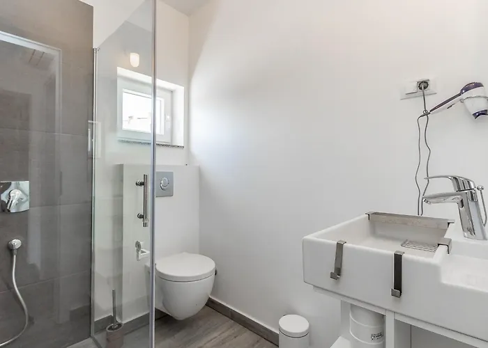 דירה Family-friendly With Swimming Pool Pjescana Uvala, - 22778