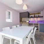 Family-friendly With Swimming Pool Pjescana Uvala, - 22778 * Pula